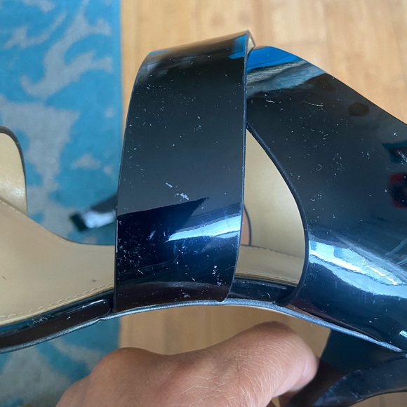 Michael Kors black patent leather slingbacks with wide straps and Velcro closure - Picture 4 of 11